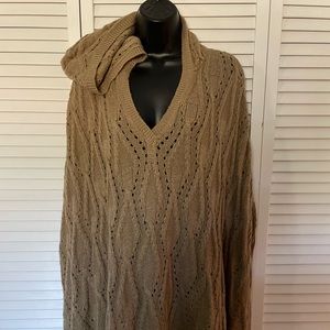 Chestnut brown sweater pullover with hood